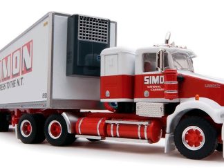 Simon National Carriers Freight Road Train, Prime Mover, 2 trailers and Dolly