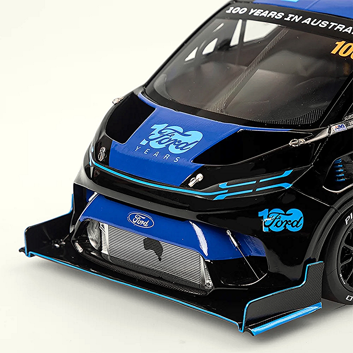 Ford Performance E-Transit SuperVan 4.2 - Ford 100 Years in Australia - Special Edition - Image 2