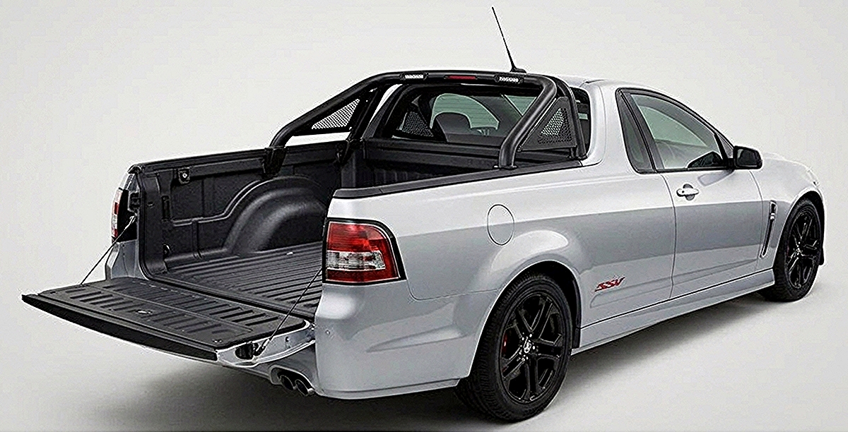 Holden VF Commodore II SS V Redline Ute - Nitrate Silver - Image 2